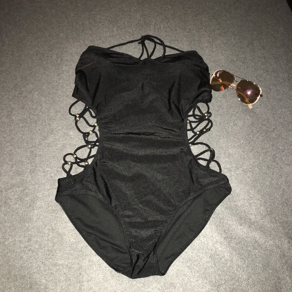 One piece swimsuit